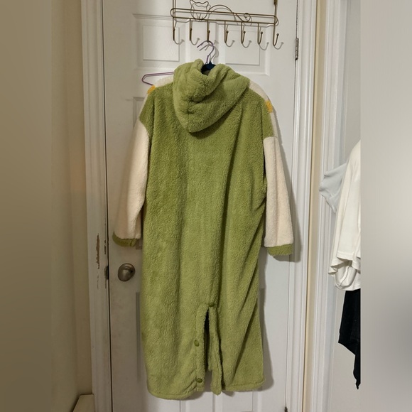 Condition as pic never worn - Picture 3 of 3